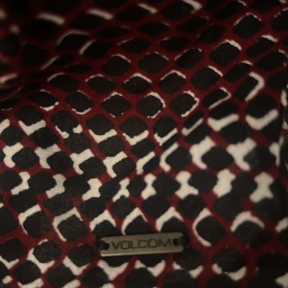 Volcom Top - Picture 3 of 5